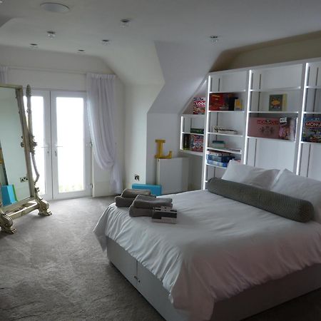 Amazing Sea Views And Much More…. Daire Broadstairs Dış mekan fotoğraf