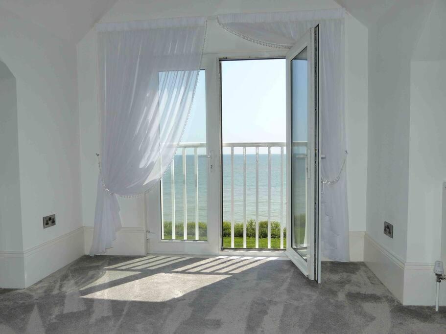 Amazing Sea Views And Much More…. Daire Broadstairs Dış mekan fotoğraf
